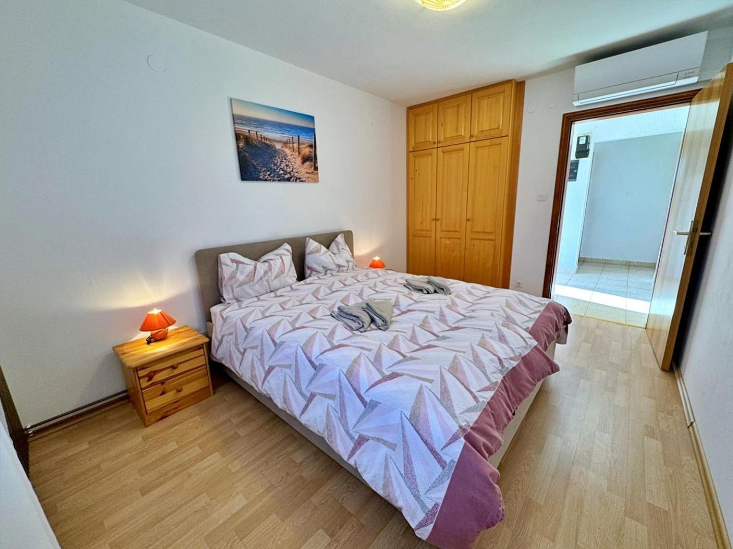 Apartments Pavle Malinska Eksteriør billede