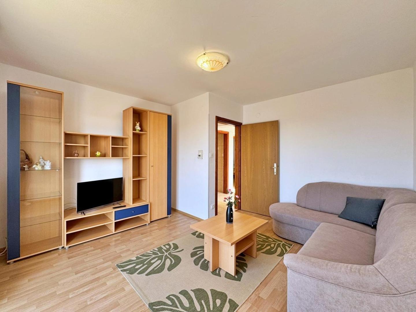 Apartments Pavle Malinska Eksteriør billede
